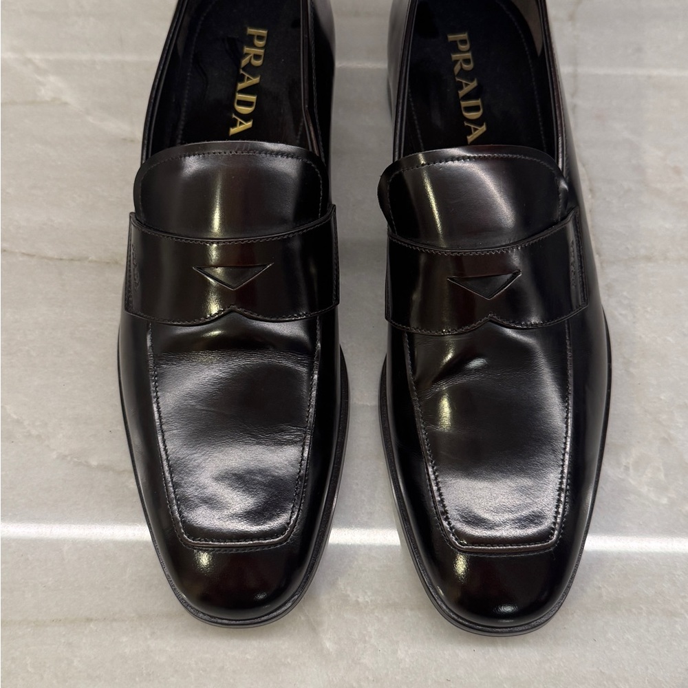 Prada Men's Dark brown Leather Loafers worn twice . prada size 10 in america 11 - Picture 2 of 5